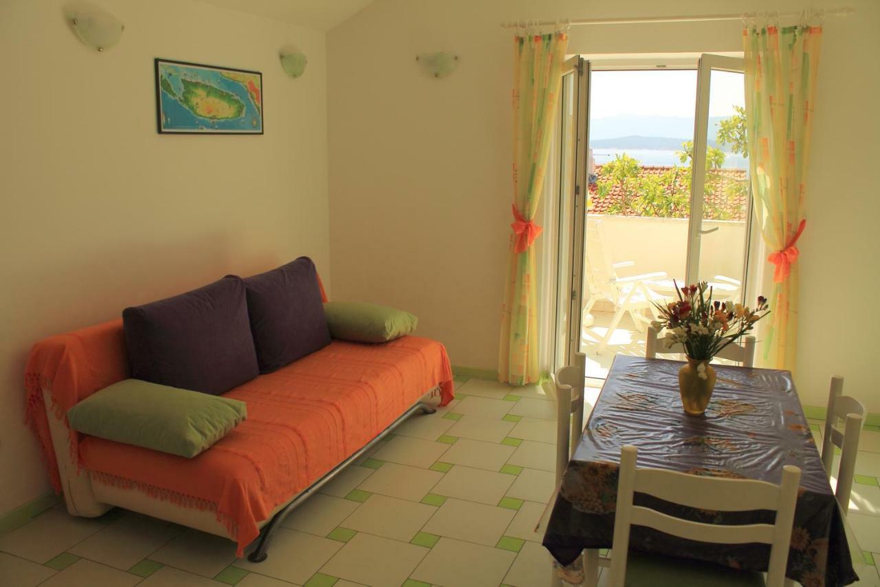 Apartments Nejasmic - Little House For Peaceful And Domestic Vacation Бол Екстериор снимка