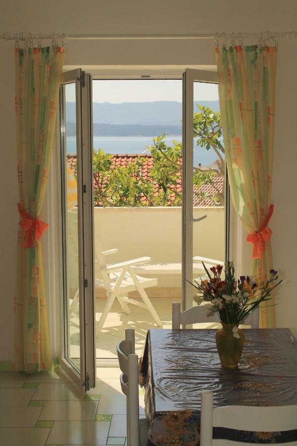 Apartments Nejasmic - Little House For Peaceful And Domestic Vacation Бол Екстериор снимка